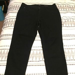 Black Skinny Jeans
